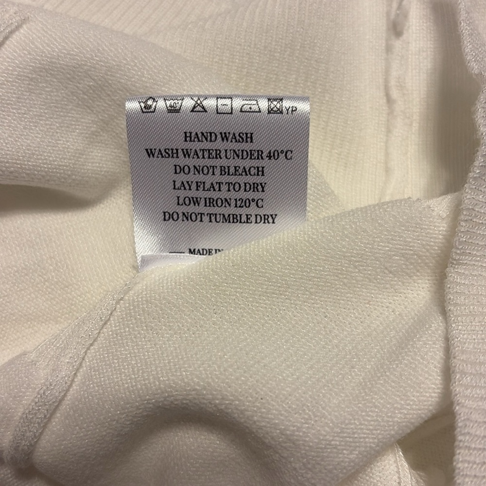 White Short Sleeve Knit Top - Picture 5 of 6